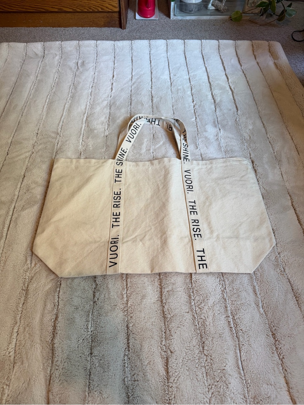 Vuori Natural/Cream “The Rise.  The Shine.” Canvas Tote